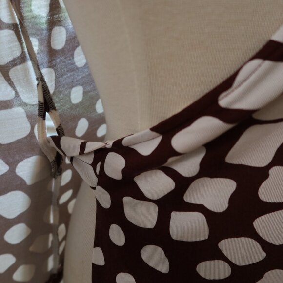 Diane von Furstenberg DVF $285 "Jilda" 100% silk wrap blouse top brown/ivory 2 - Picture 13 of 16